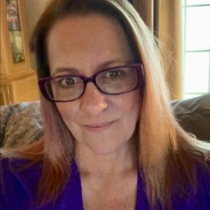 Meet your Posher, Holly ann